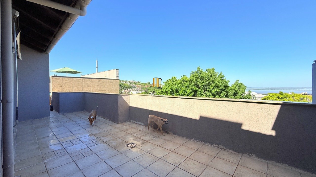 Cobertura 3 dormitórios no bairro Menino Deus