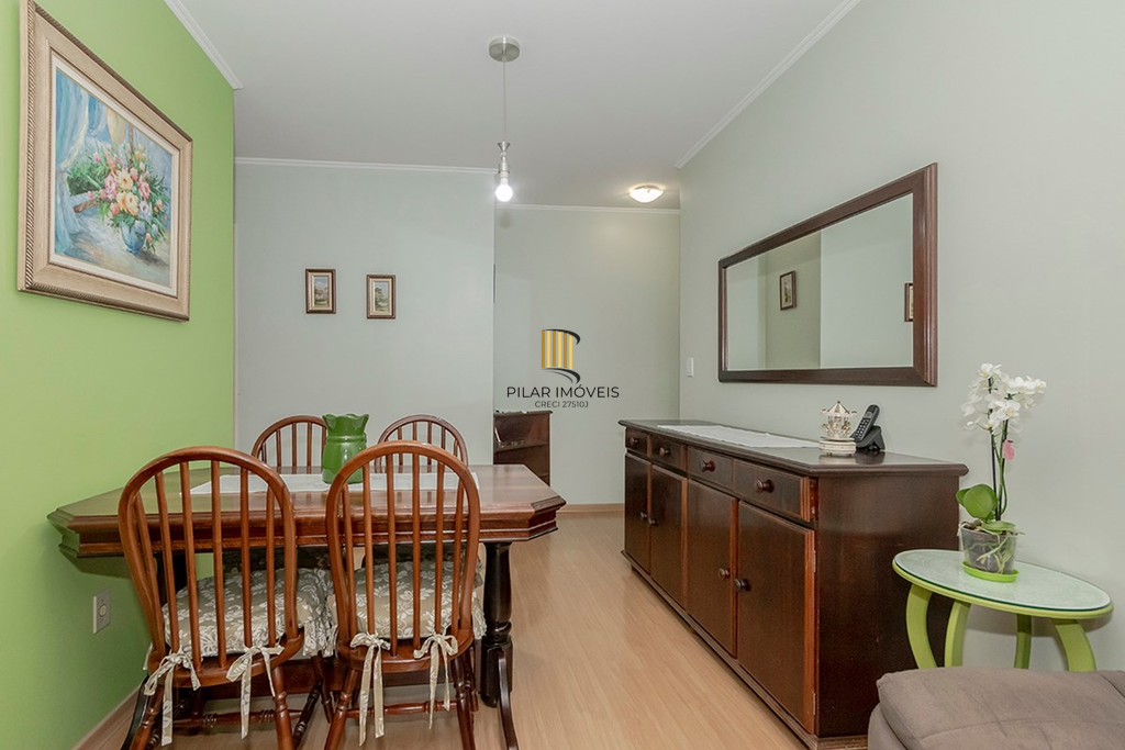 Apartamento 2 dormitórios no bairro Vila Ipiranga