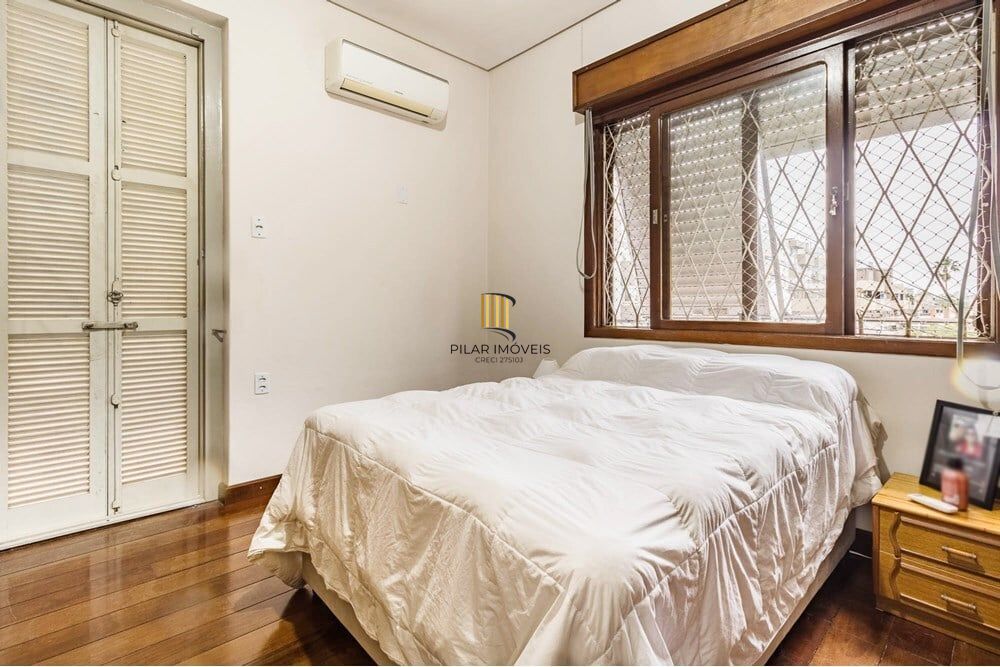 Casa 3 dormitórios no bairro Santana
