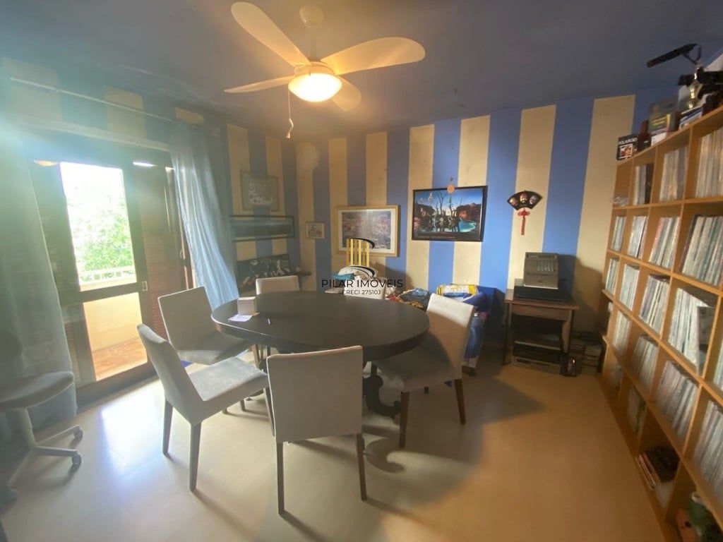 Casa 3 dormitórios no bairro Jardim do Salso