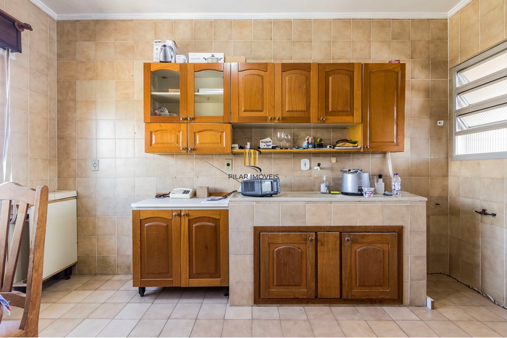 Casa 4 dormitórios no bairro Sarandi