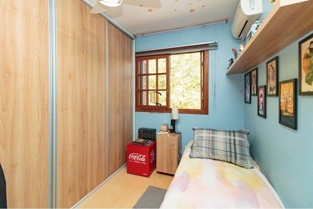 Casa 3 dormitórios no bairro Chácara das Pedras