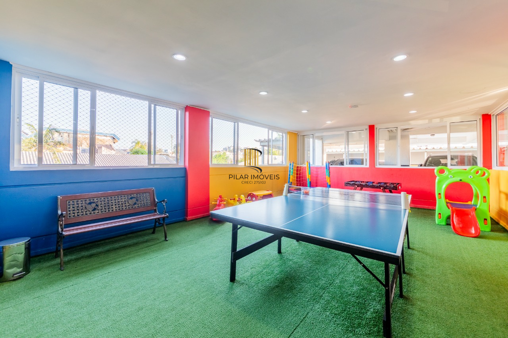 Apartamento 2 dormitórios no bairro Azenha