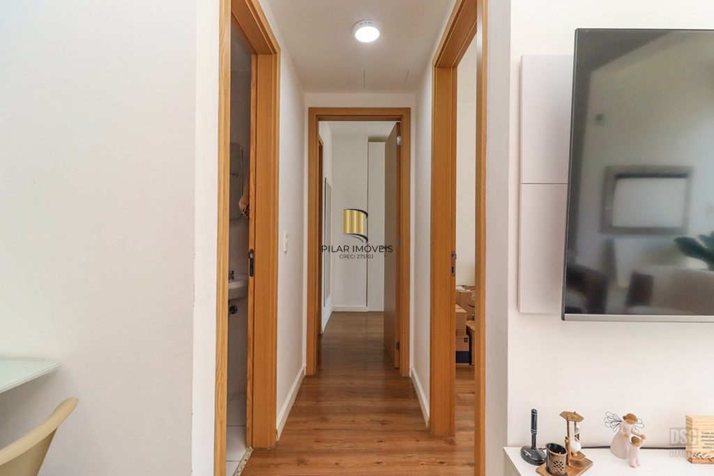 Apartamento 2 dormitórios no bairro Passo da Areia