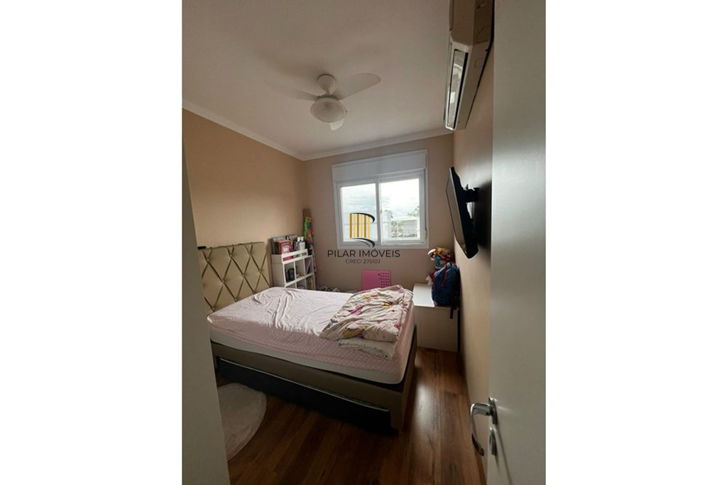 Casa 3 dormitórios no bairro Lomba do Pinheiro