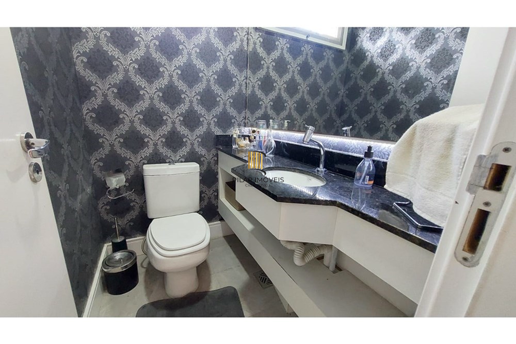 Casa 3 dormitórios no bairro Lomba do Pinheiro