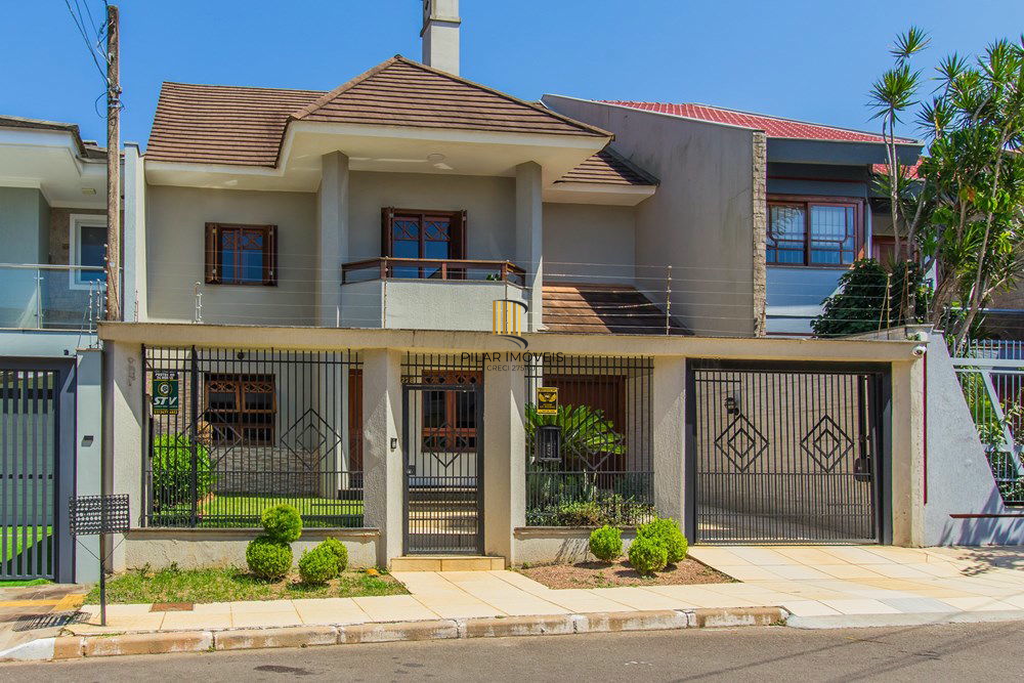 Casa 4 dormitórios no bairro Moinhos de Vento - Pilar Imóveis