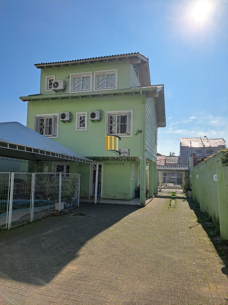 Casa 4 dormitórios no bairro Cristal