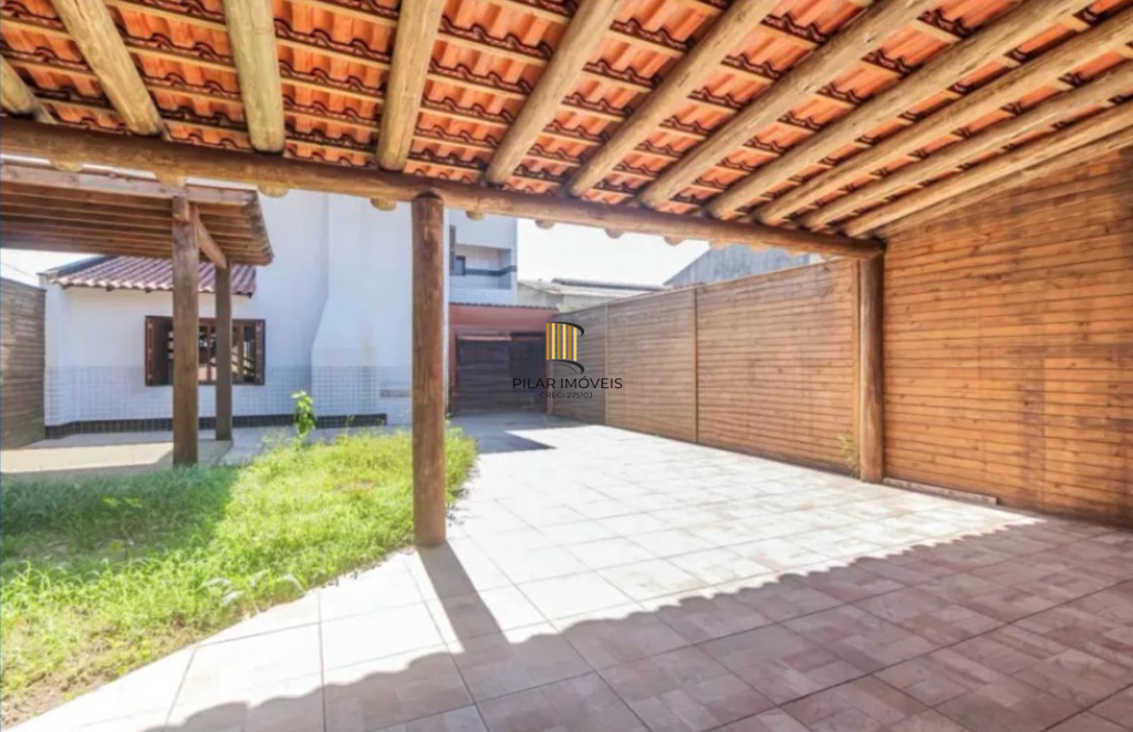 Casa 3 dormitórios no bairro Sarandi