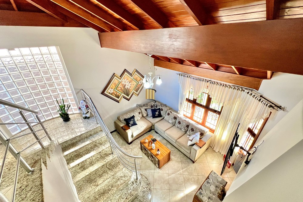 Casa 4 dormitórios no bairro Moinhos de Vento