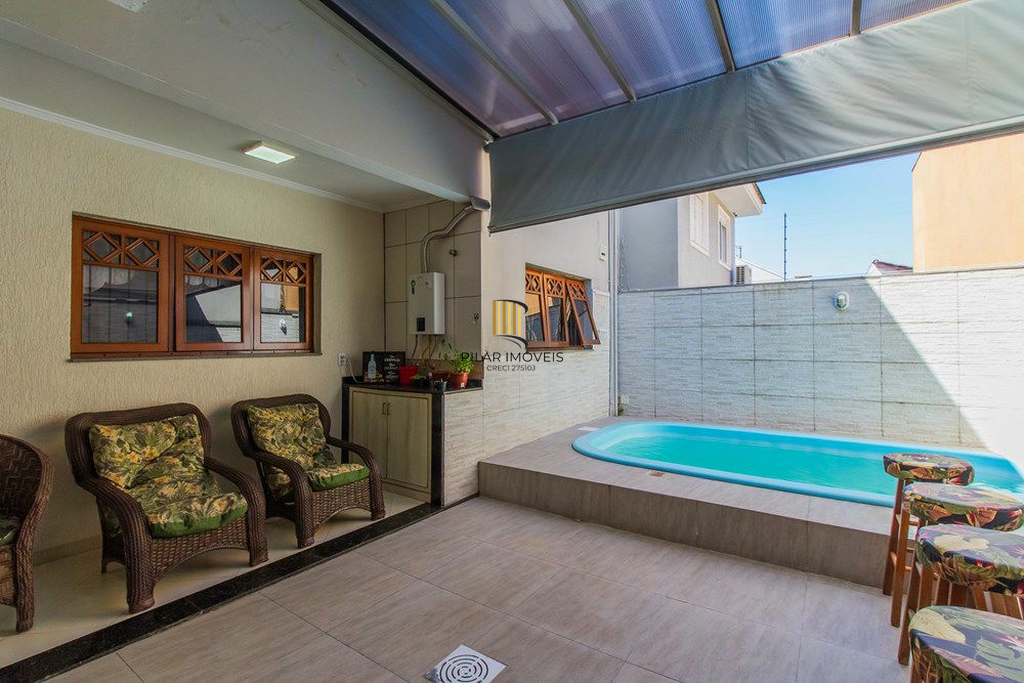 Casa 4 dormitórios no bairro Moinhos de Vento