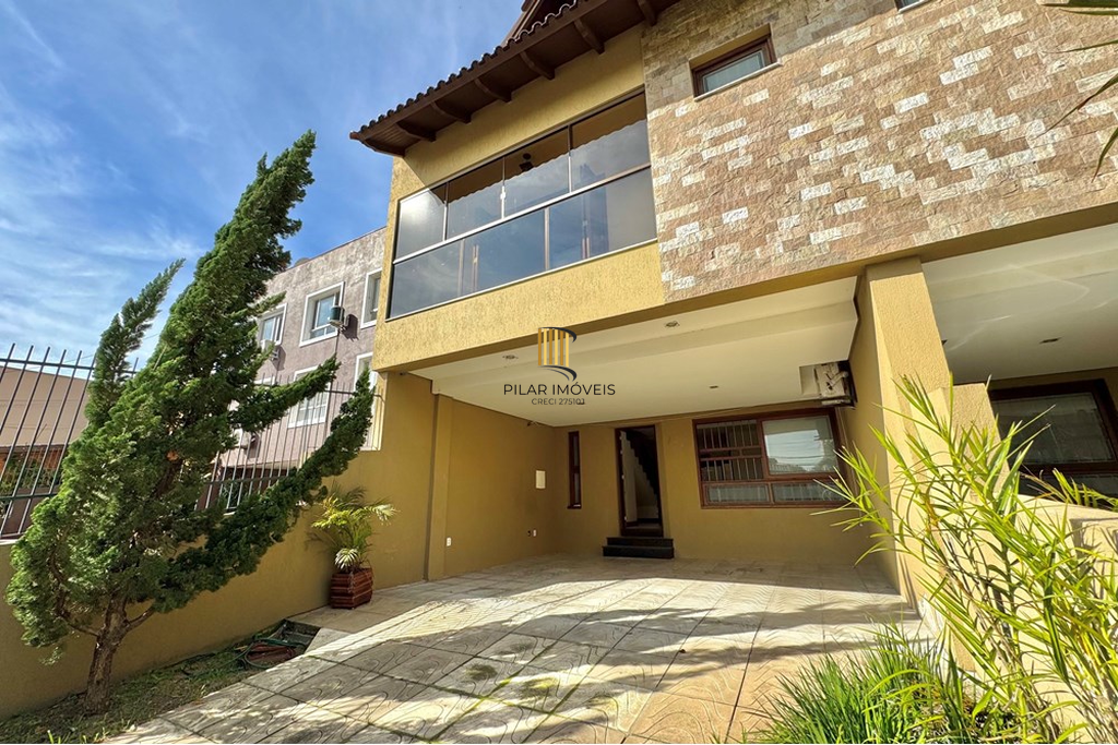 Casa 3 dormitórios no bairro Sarandi - Pilar Imóveis