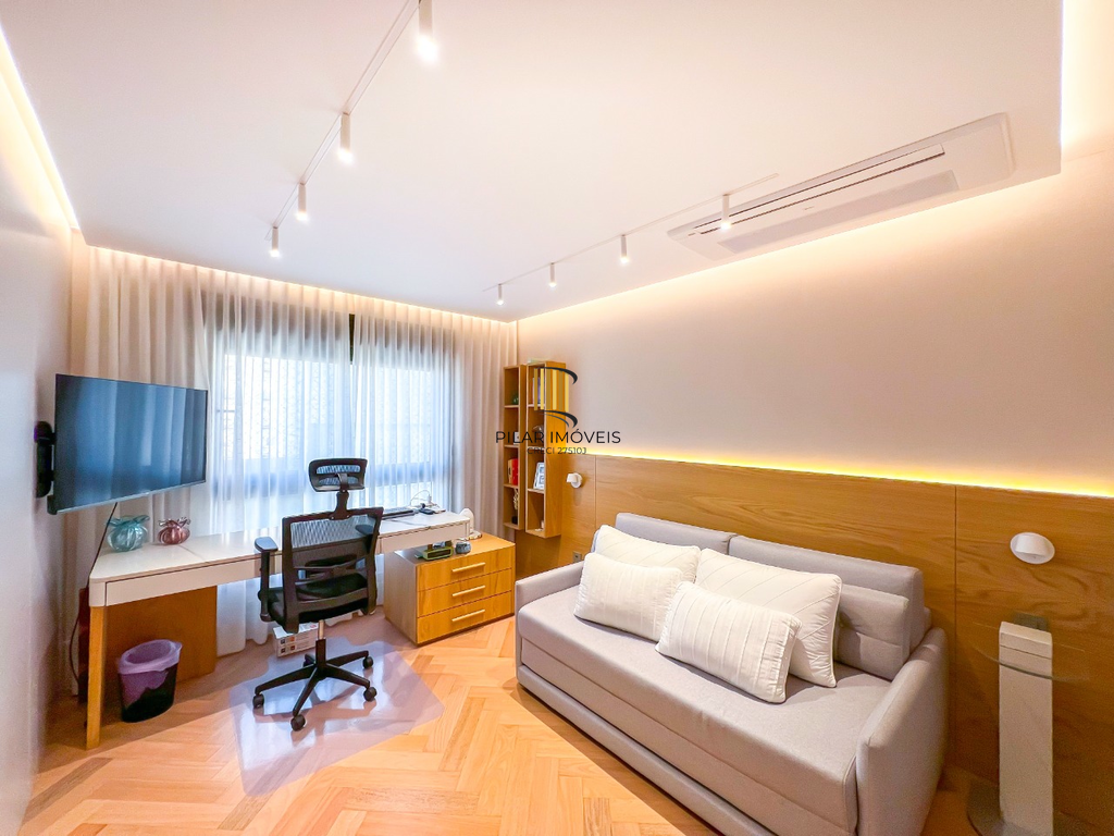 Apartamento 3 dormitórios no bairro Mont Serrat