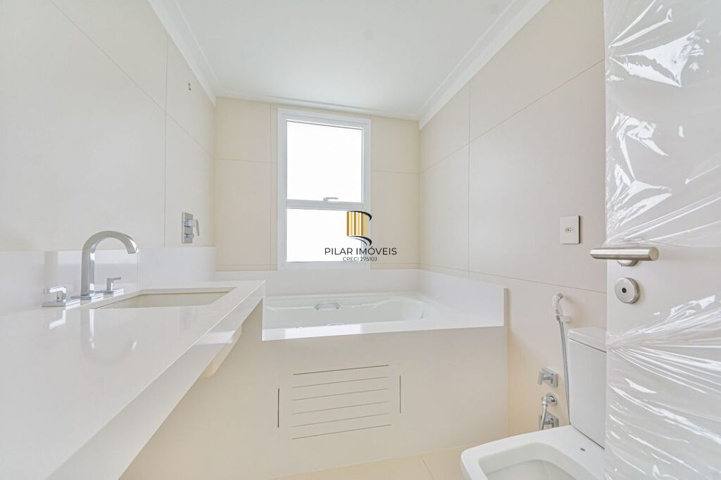 Apartamento 4 dormitórios no bairro Bela Vista