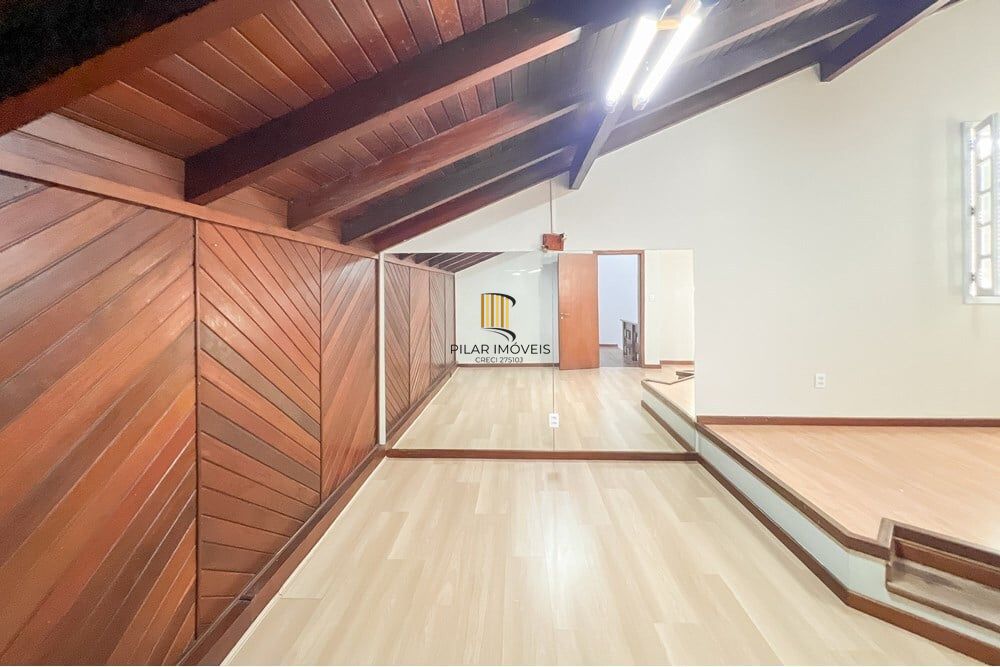 Apartamento 4 dormitórios no bairro Igara