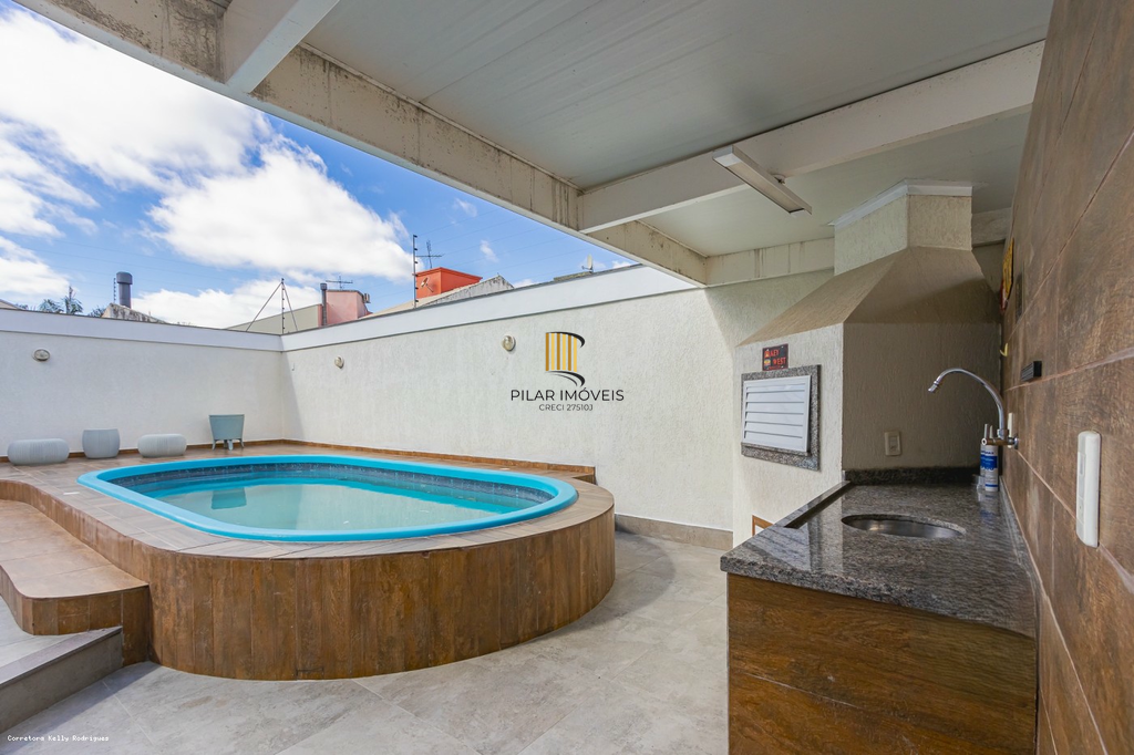 Casa 4 dormitórios no bairro Moinhos de Vento