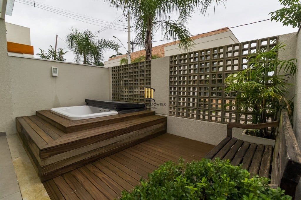Casa de Condomínio 3 dormitórios no bairro Vila Nova