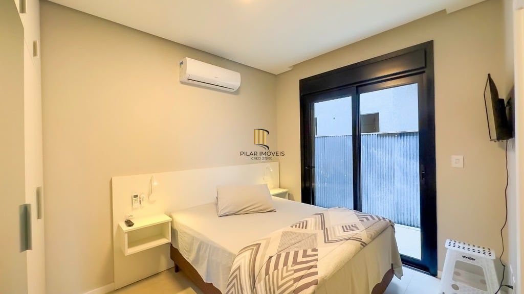 Casa de Condomínio 4 dormitórios no bairro Centro