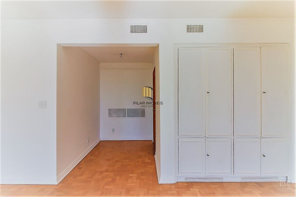 Apartamento 4 dormitórios no bairro Centro Histórico