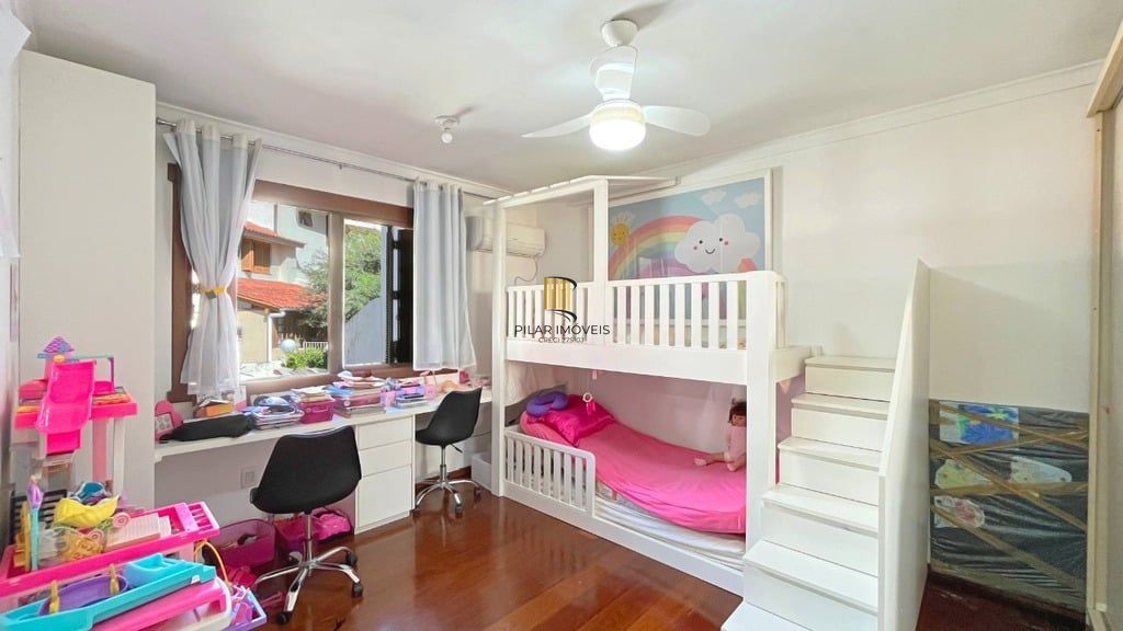Casa 3 dormitórios no bairro Teresópolis