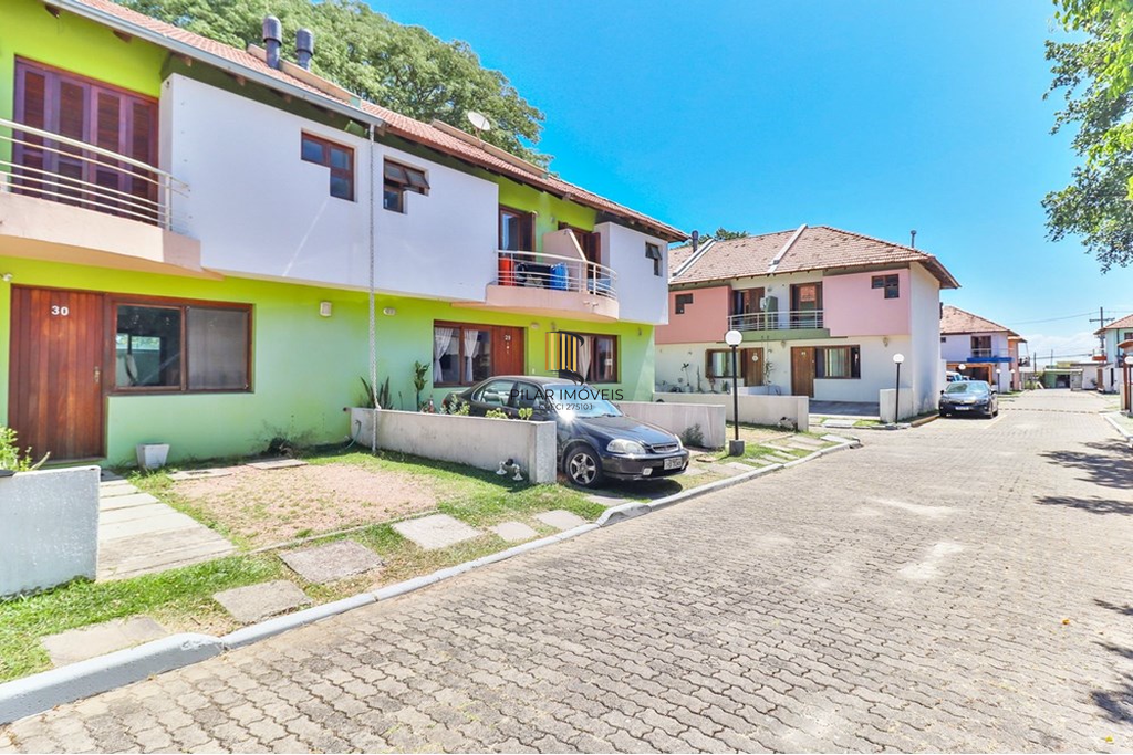 Casa de Condomínio 3 dormitórios no bairro Serraria