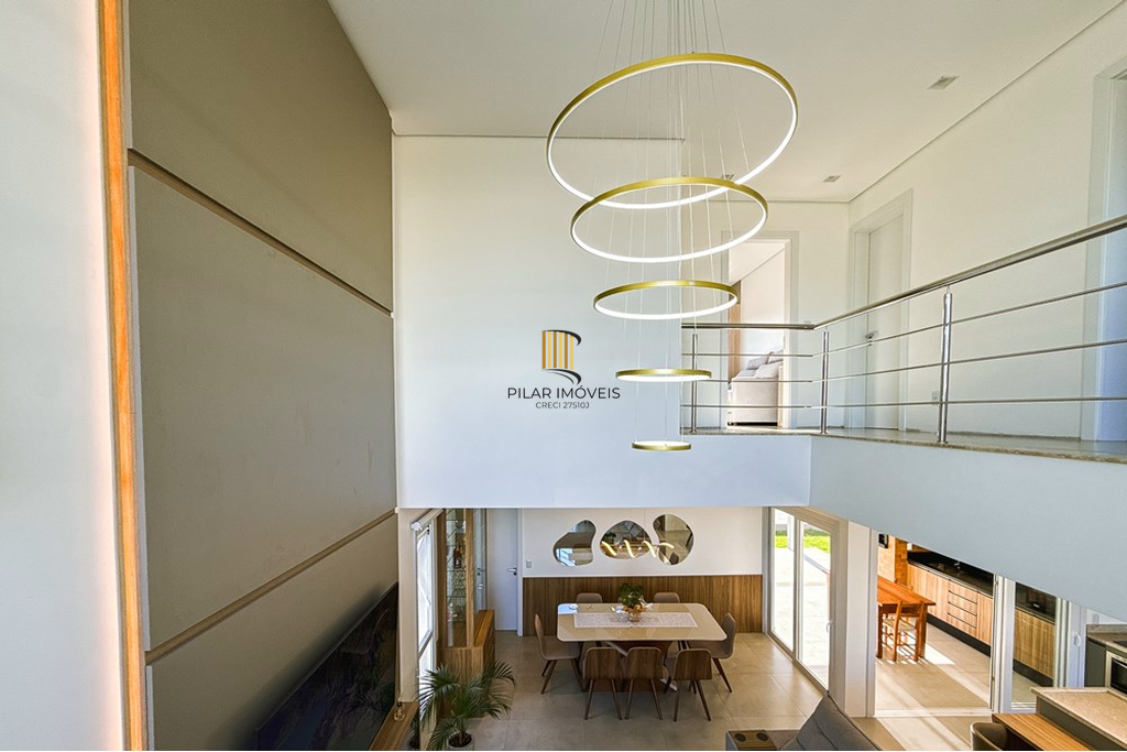 Casa de Condomínio 3 dormitórios no bairro Sanga Funda