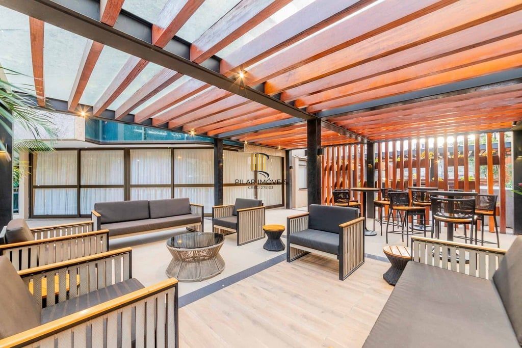 Apartamento 4 dormitórios no bairro Petrópolis