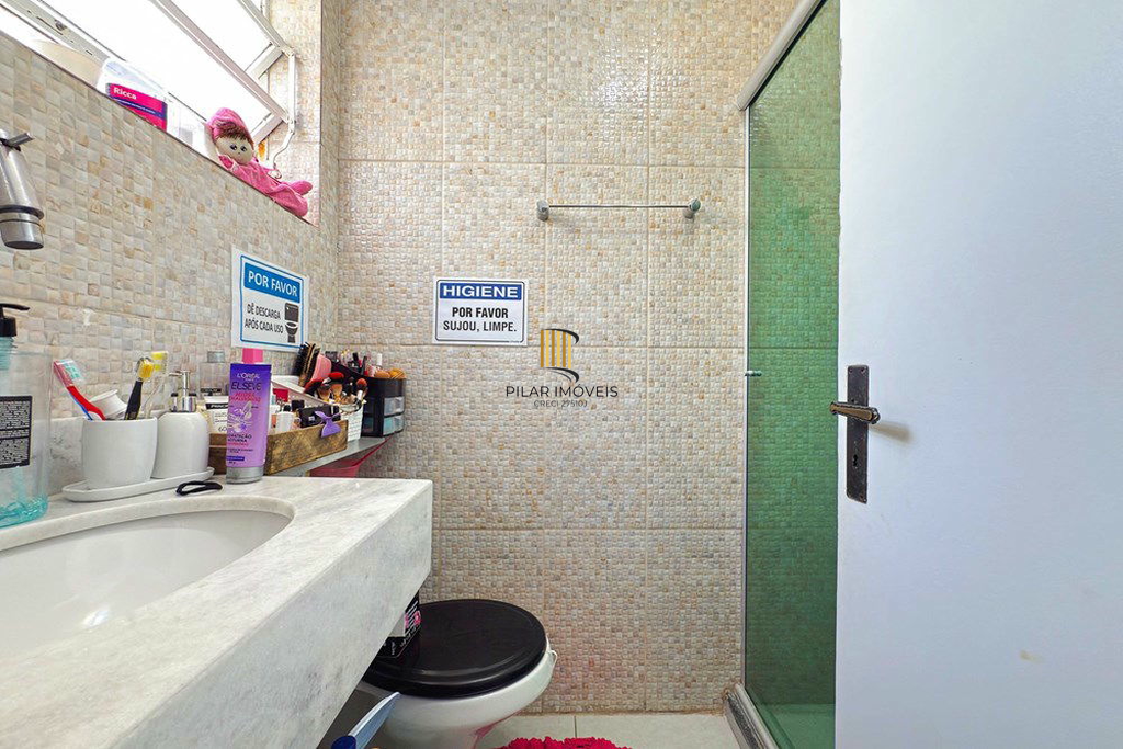 Apartamento 2 dormitórios no bairro Azenha