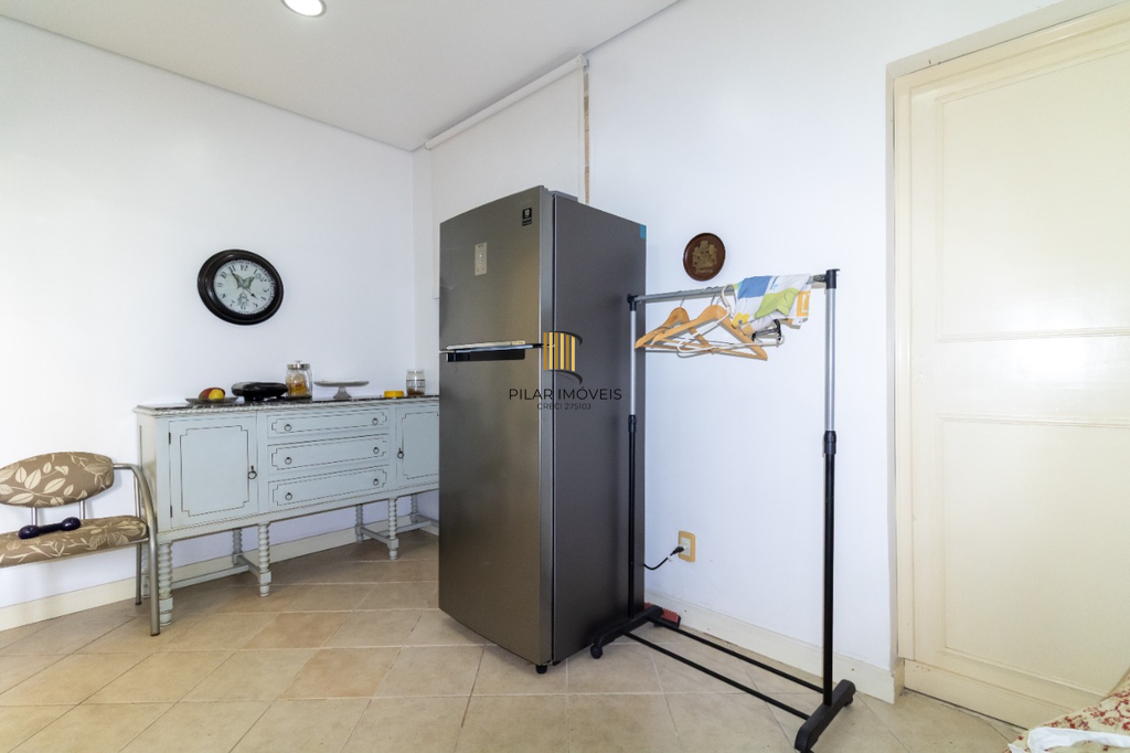 Casa 5 dormitórios no bairro Petrópolis