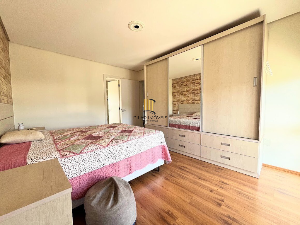 Casa de Condomínio 3 dormitórios no bairro Vila Nova