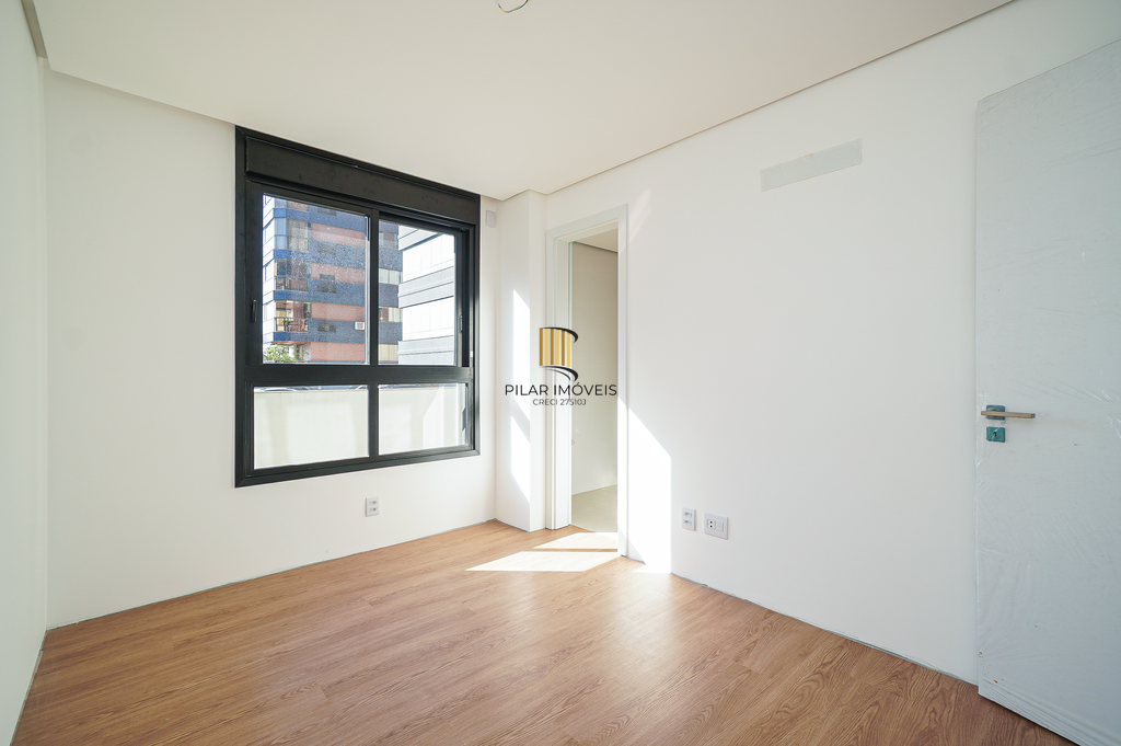 Apartamento 3 dormitórios no bairro Mont Serrat