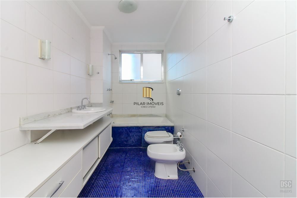 Apartamento 4 dormitórios no bairro Centro Histórico
