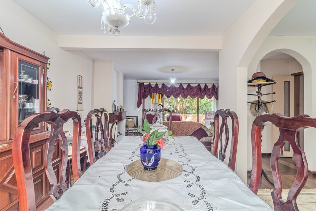 Casa 3 dormitórios no bairro Chácara das Pedras