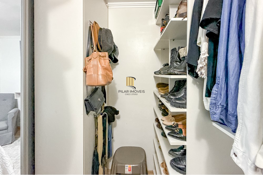 Apartamento 2 dormitórios no bairro Lomba da Palmeira