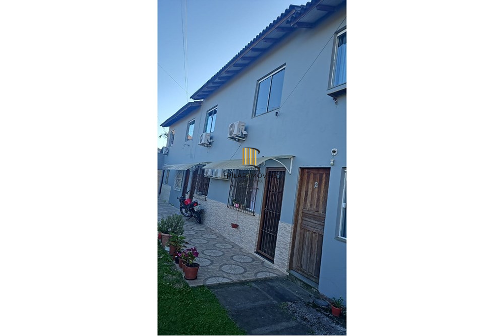 Casa 2 dormitórios no bairro Viamópolis