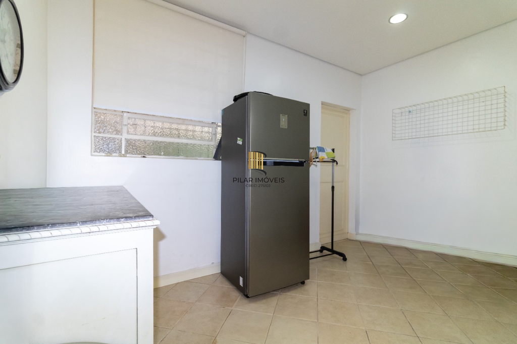 Casa 5 dormitórios no bairro Petrópolis