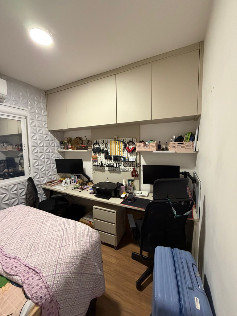 Apartamento 2 dormitórios no bairro Vila São José