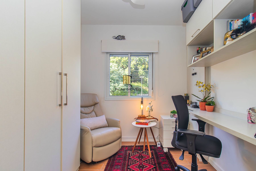 Apartamento 2 dormitórios no bairro Azenha