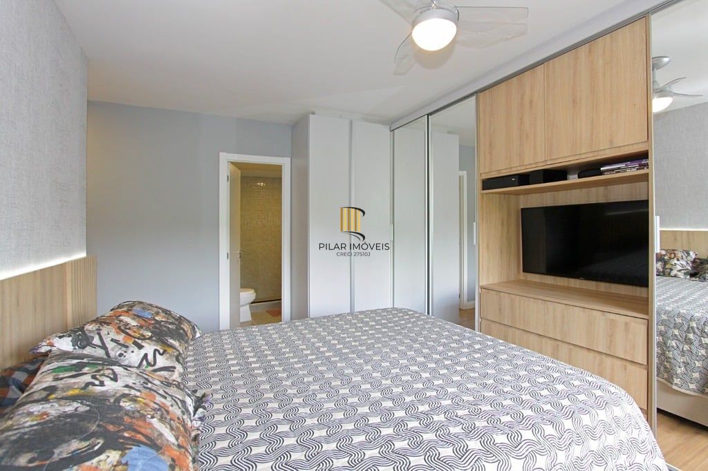 Apartamento 3 dormitórios no bairro Menino Deus