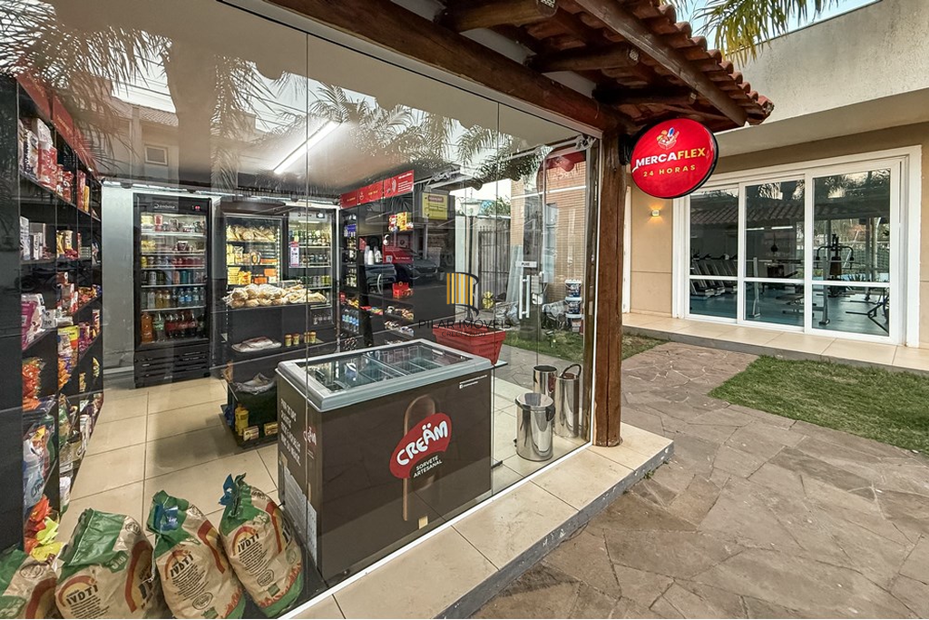 Casa 3 dormitórios no bairro Igara