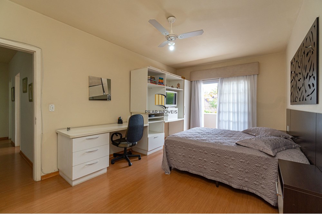 Casa 4 dormitórios no bairro Marechal Rondon