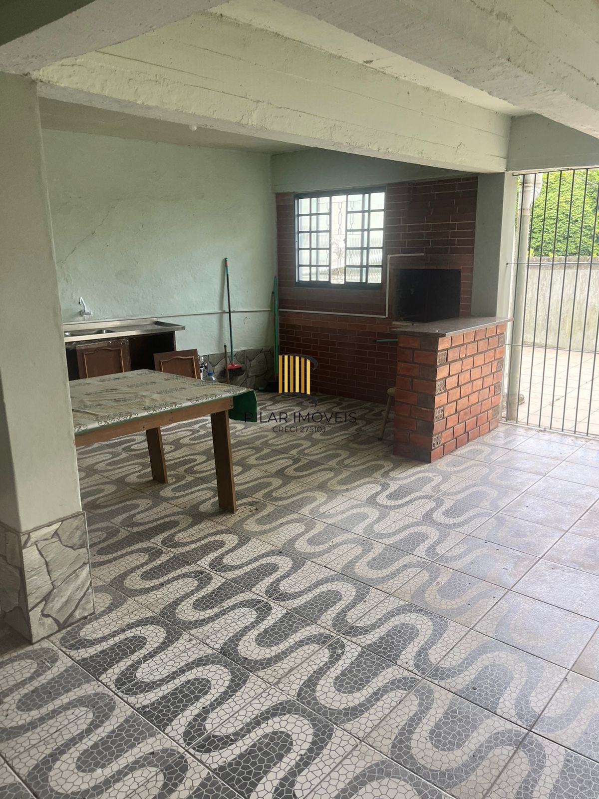 Apto 01 dorm com vaga no Cristo Redentor, 43 m2, 01 lance de escada