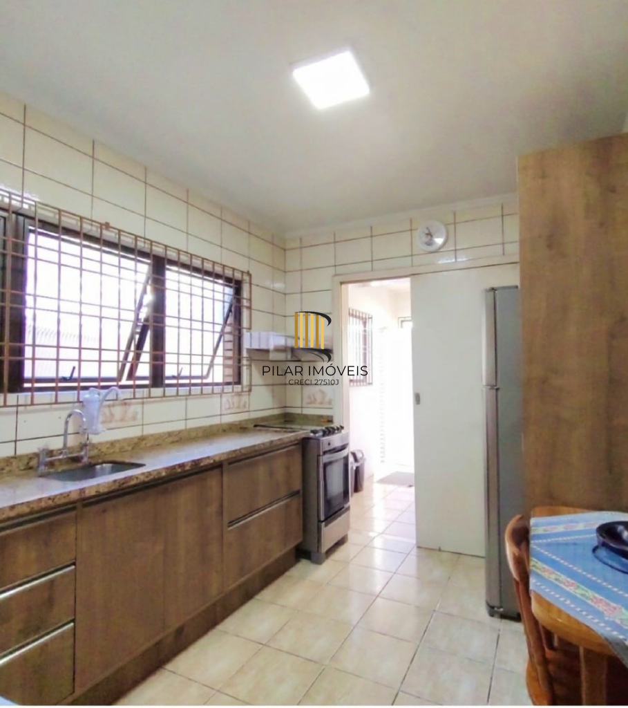 Casa 4 dormitórios no bairro Jardim Itu