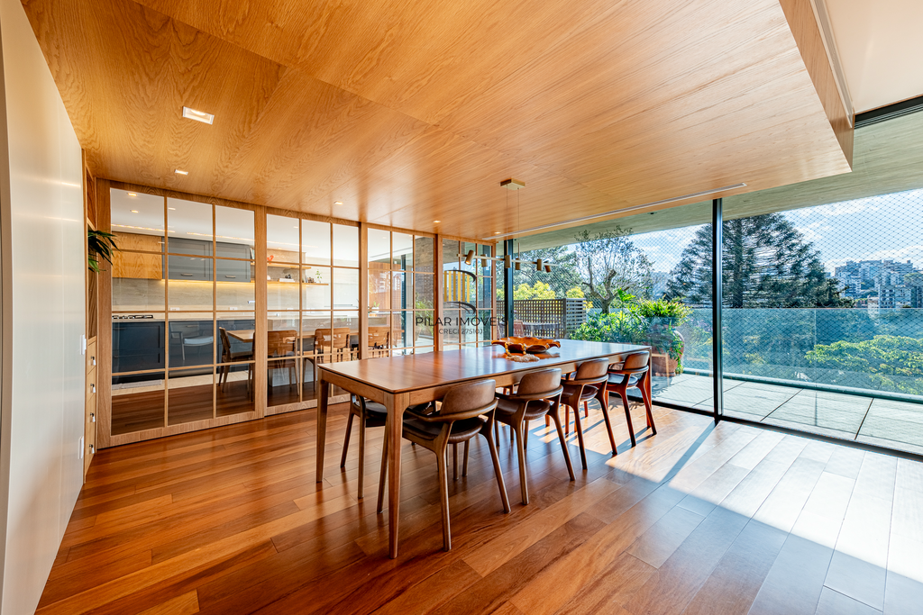 Apartamento 3 dormitórios no bairro Petrópolis