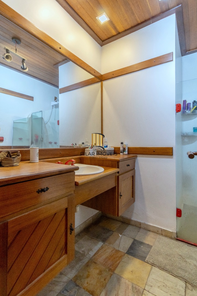 Cobertura 4 dormitórios no bairro Santana