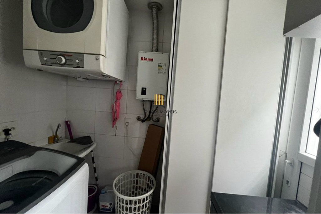 Casa 3 dormitórios no bairro Lomba do Pinheiro