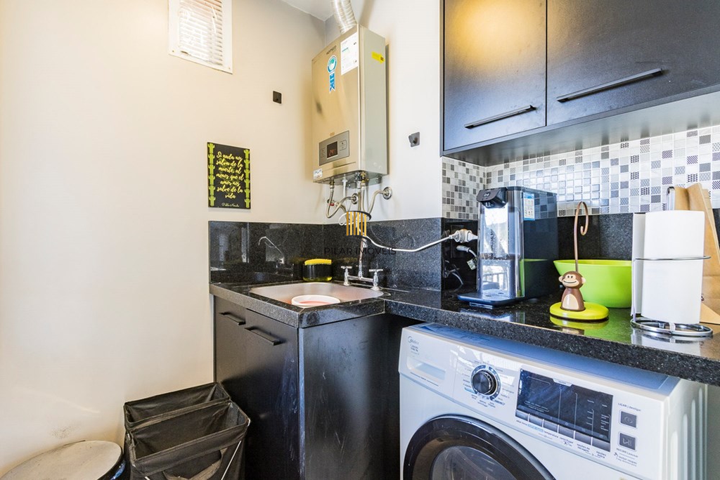 Apartamento 2 dormitórios no bairro Jardim Carvalho