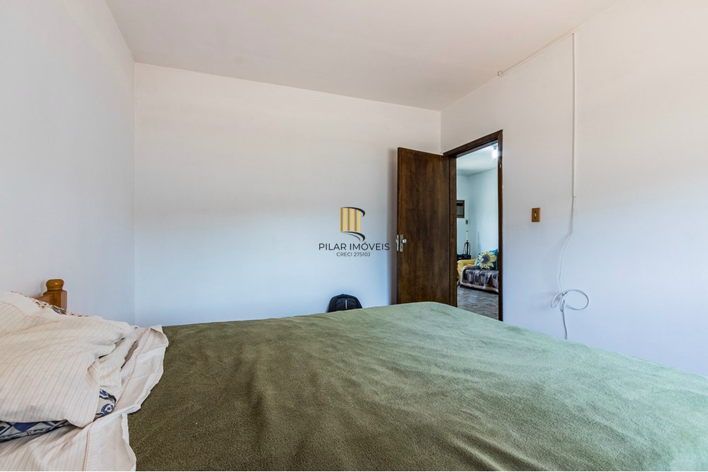 Casa 4 dormitórios no bairro Sarandi