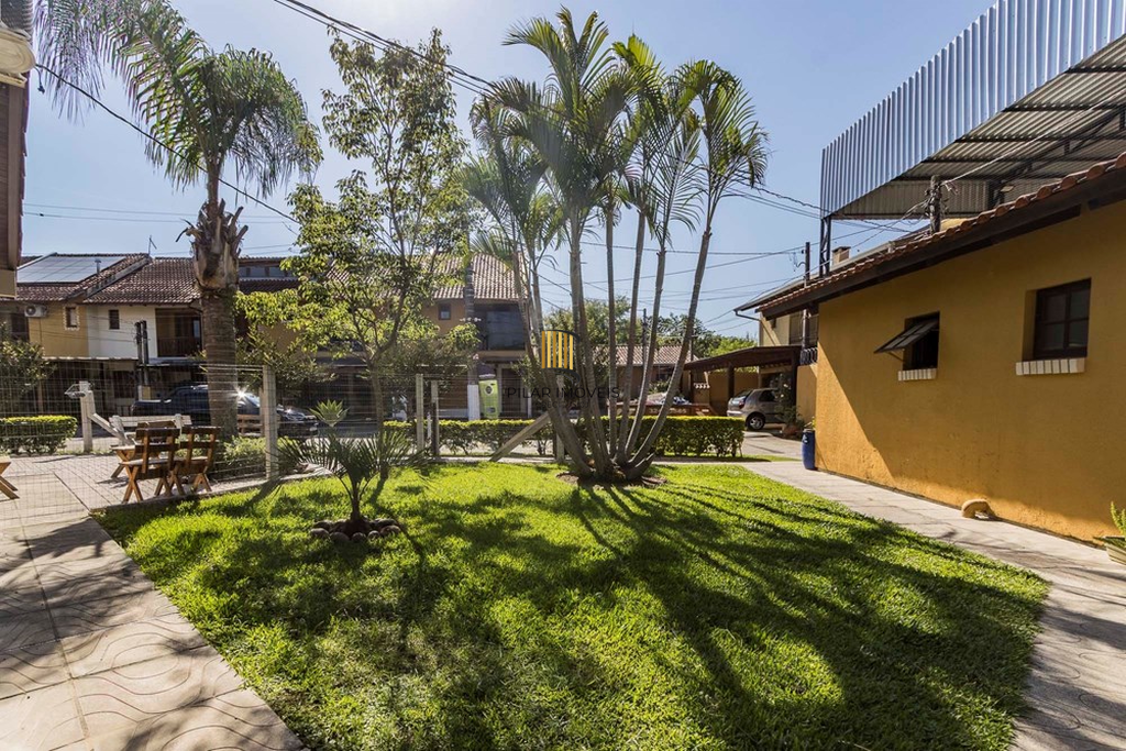 Casa de Condomínio 2 dormitórios no bairro Aberta dos Morros