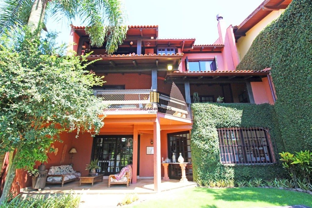 Casa de Condomínio 4 dormitórios no bairro Santa Tereza